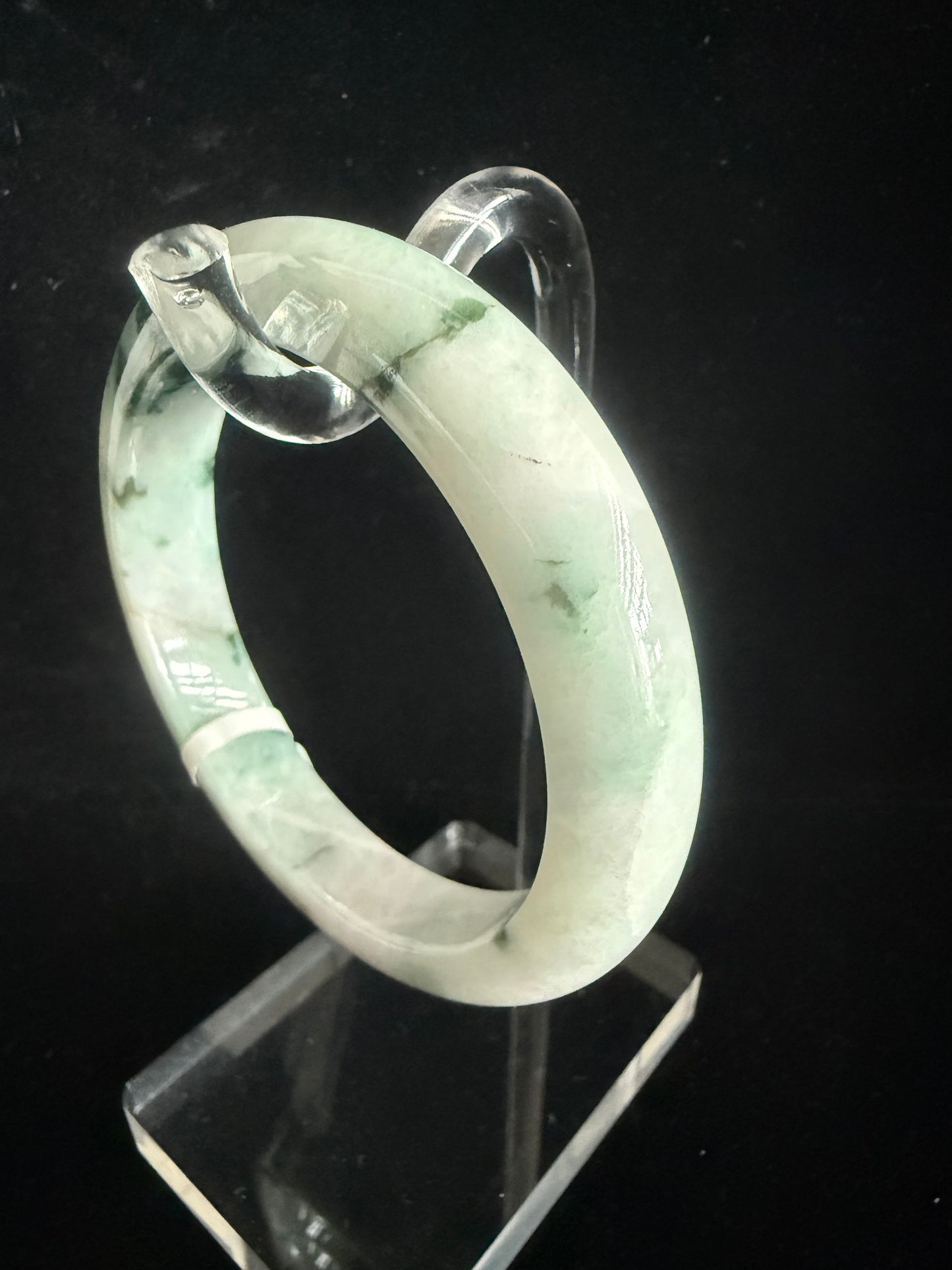 276. Dark green 'flower' print Jade bangle