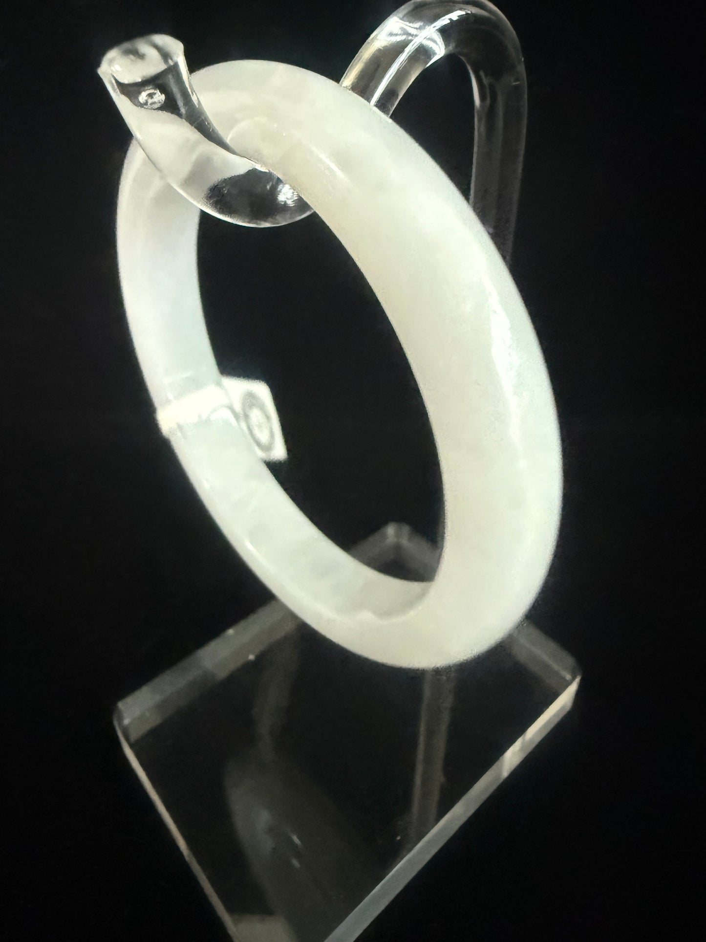 347. White translucent Jade bangle