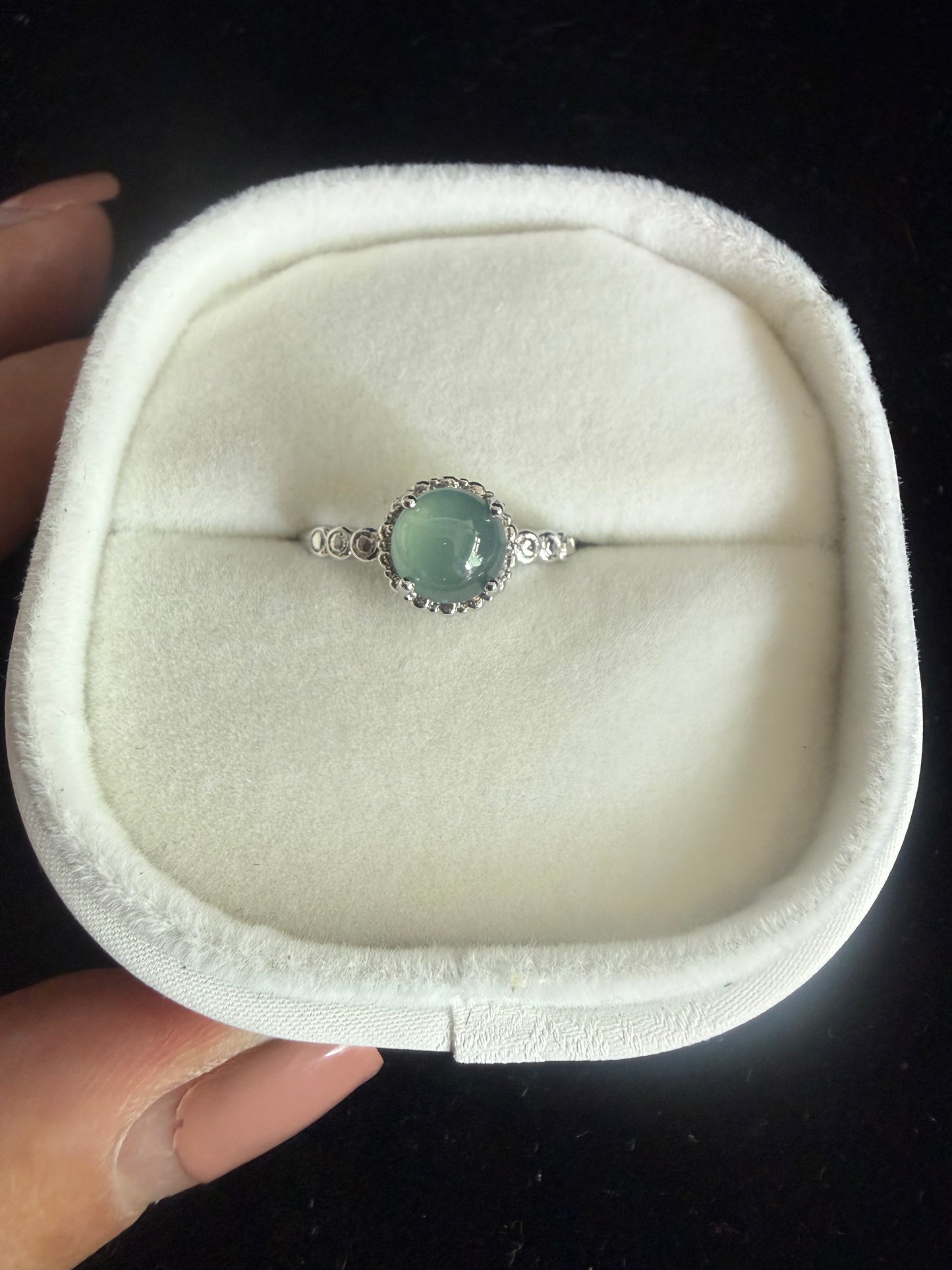 R504. Round Jadeite Ring