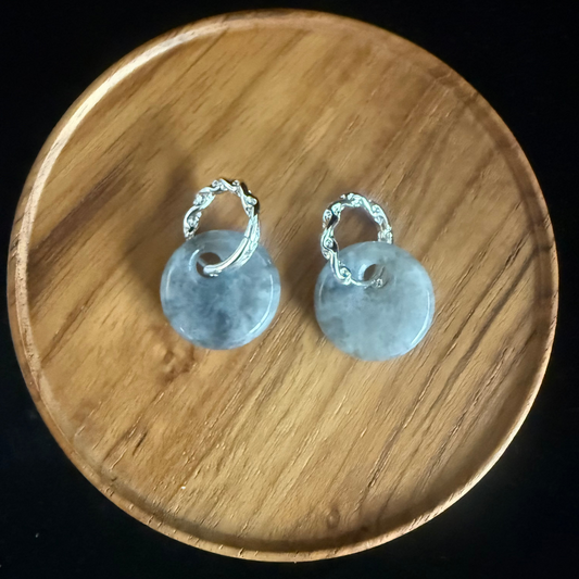E340. Round Jade Earring
