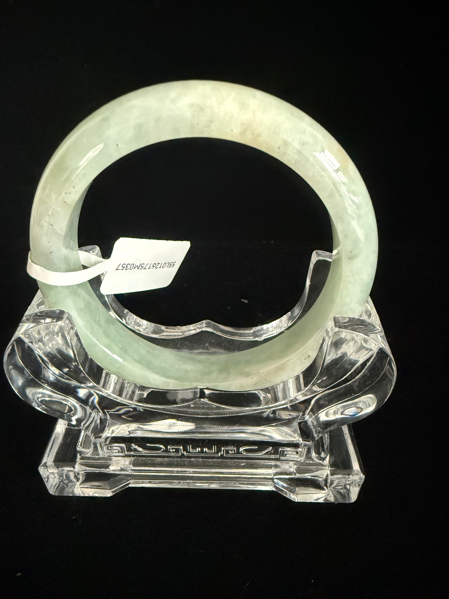 357. Happy light green Jade bangle