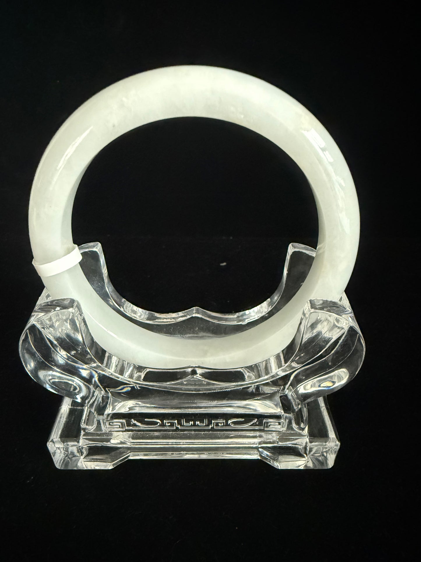 359. White mudfish back (泥鳅背) cut Jade bangle