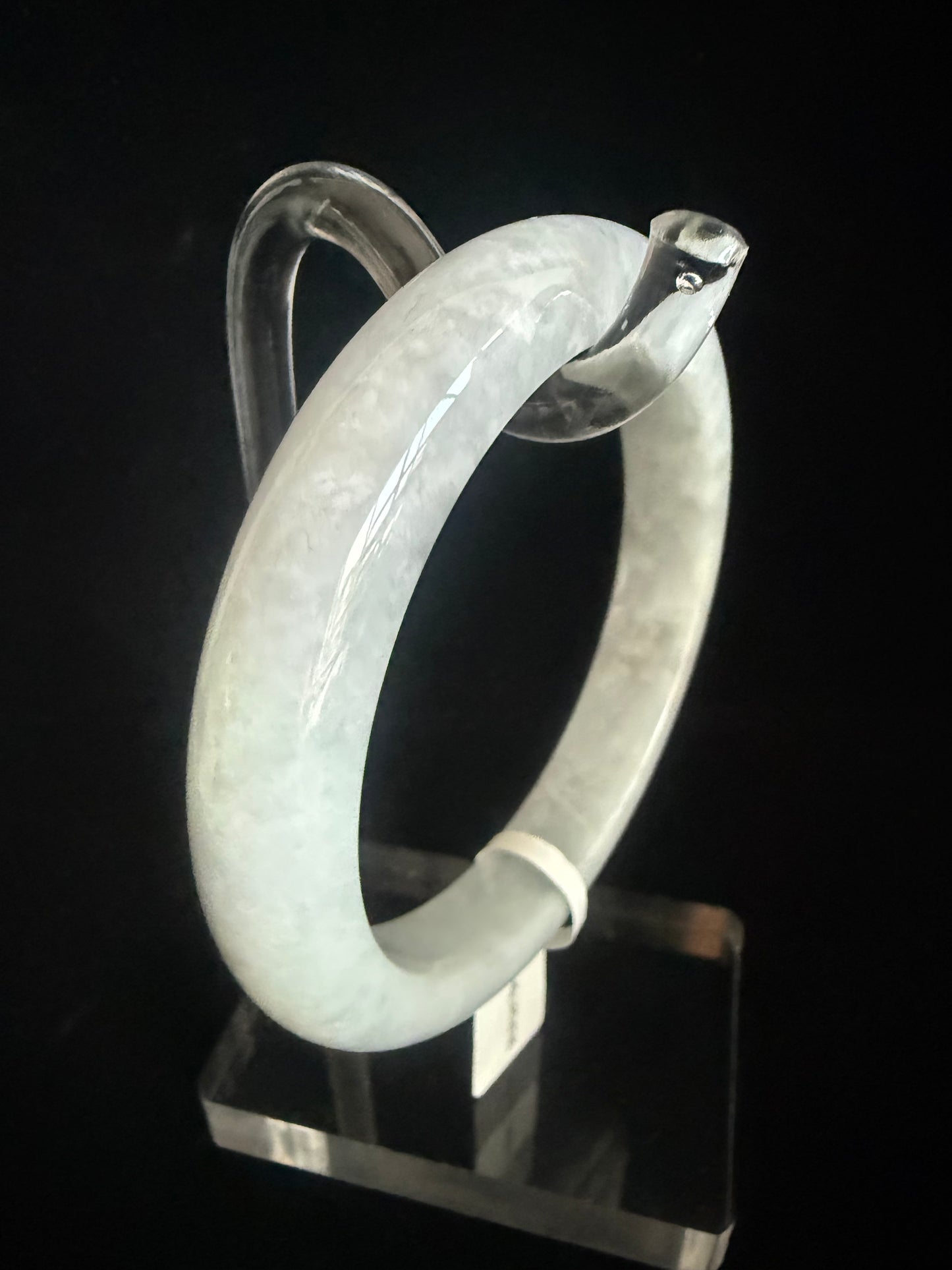 365. Light Grey Jade bangle