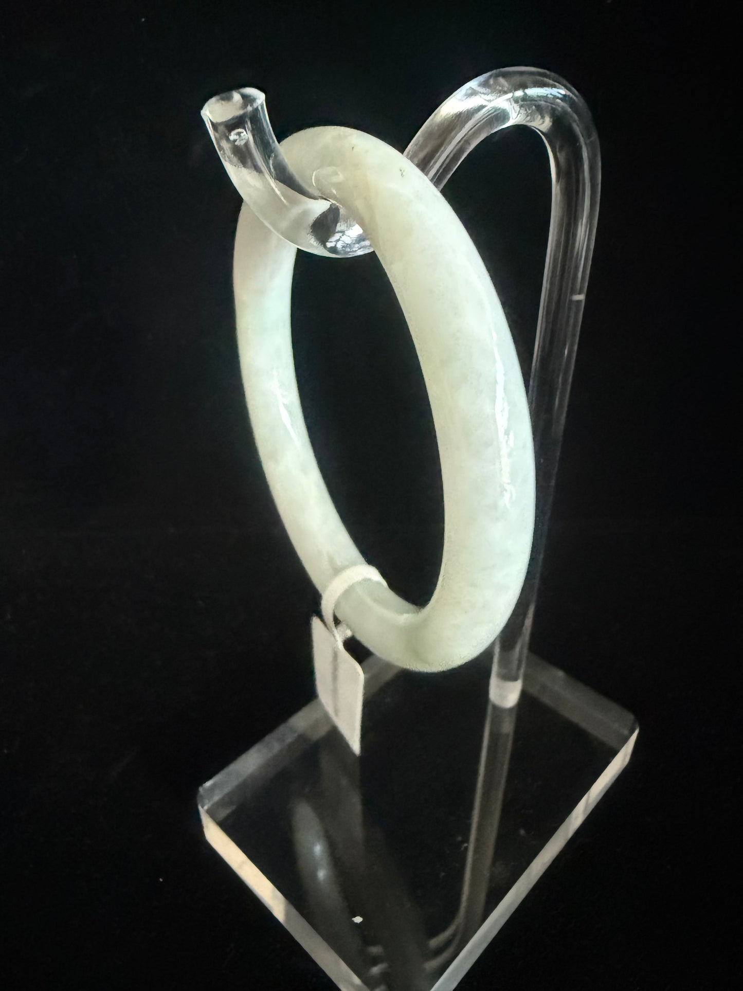 366.  Slim traditional round Jade bangle