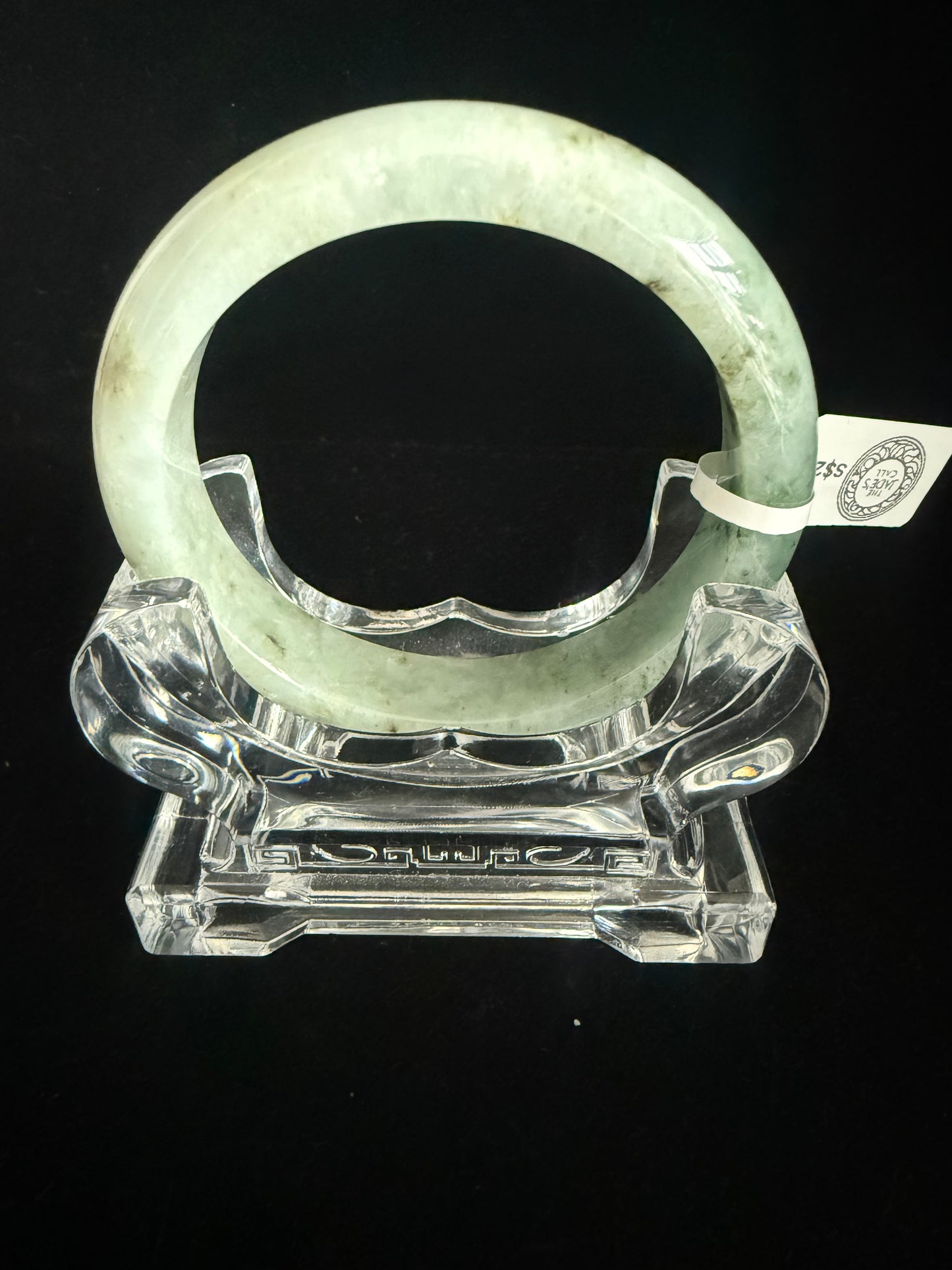 330. Light green tones Jade bangle