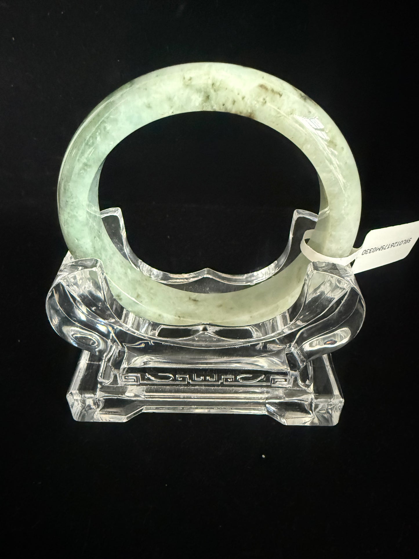 330. Light green tones Jade bangle