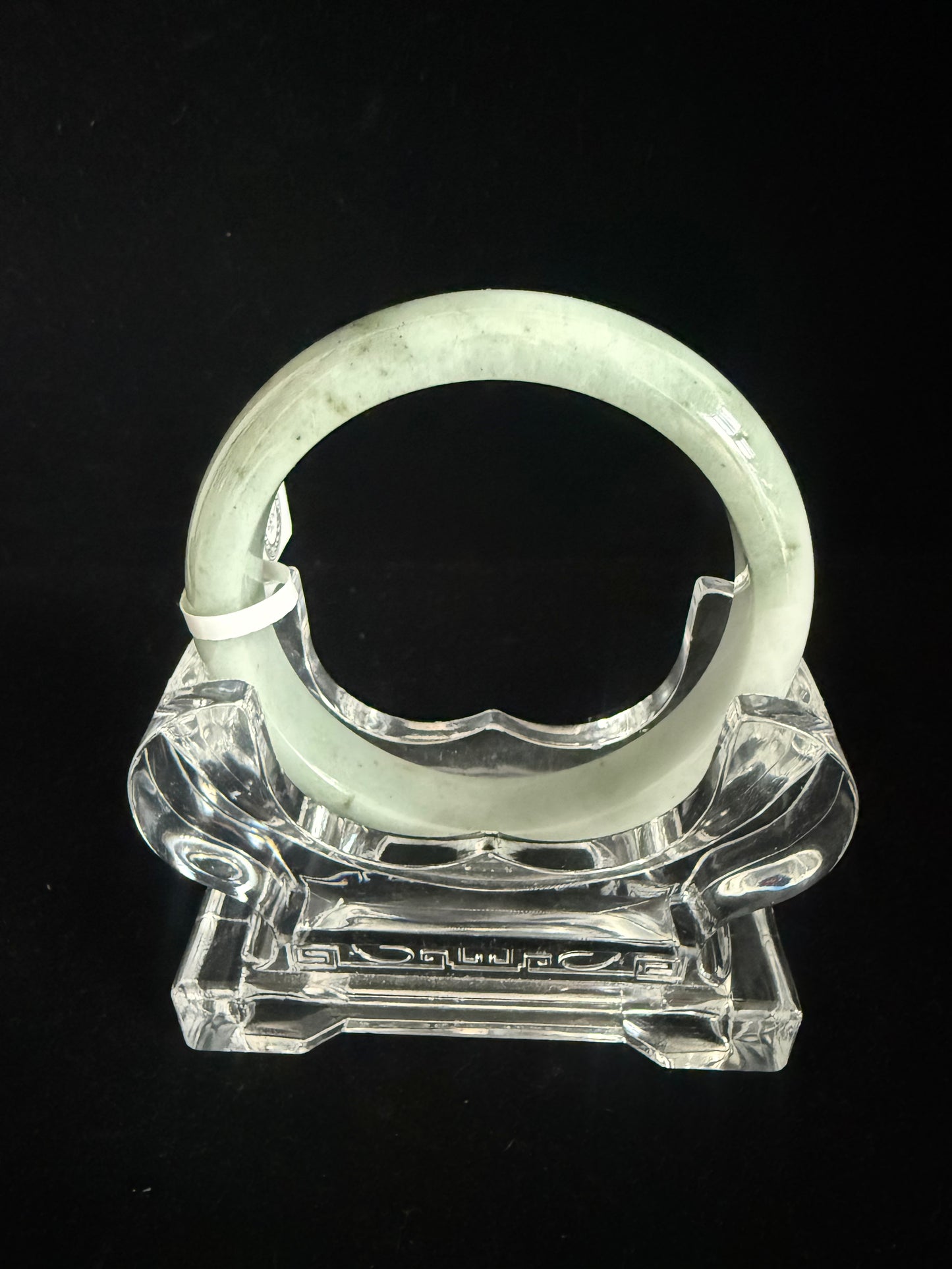 331. Light Green tones Jade bangle