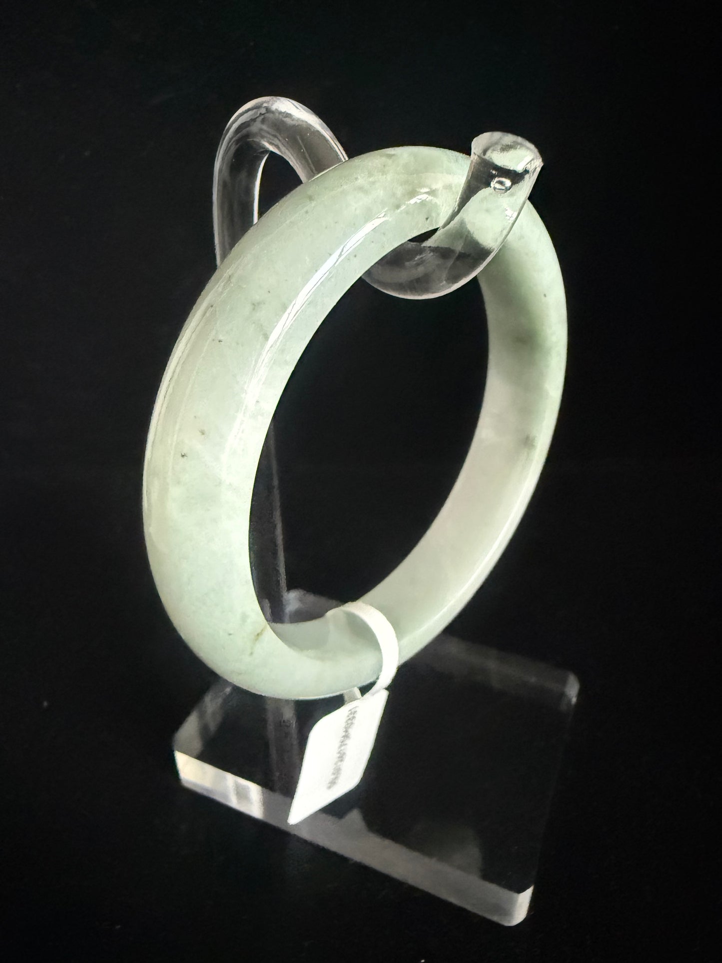 331. Light Green tones Jade bangle