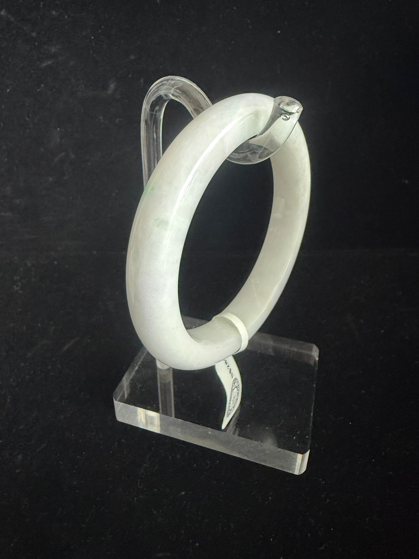 382 White Jadeite bangle