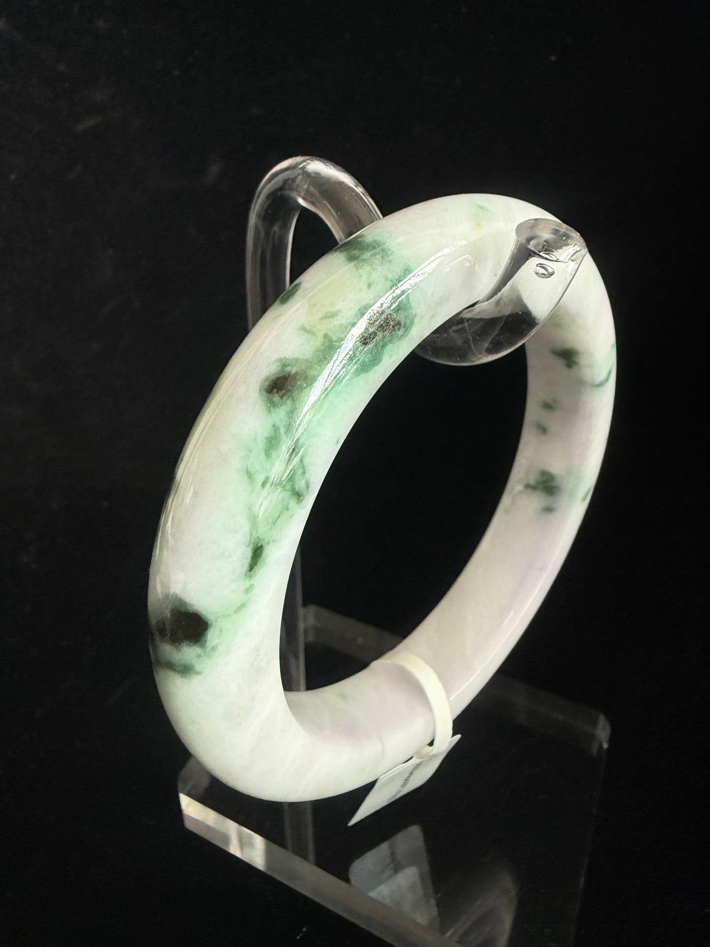 379 White with flower Jade bangle
