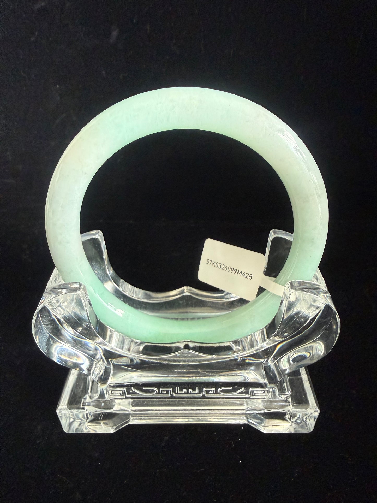 428. Lively green thin round jade bangle