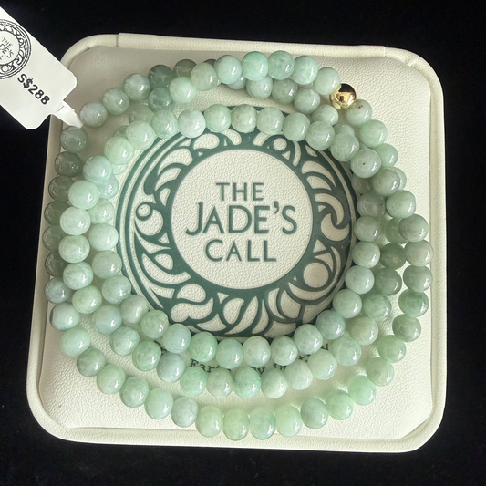 JB231. Light green Jade beads necklace