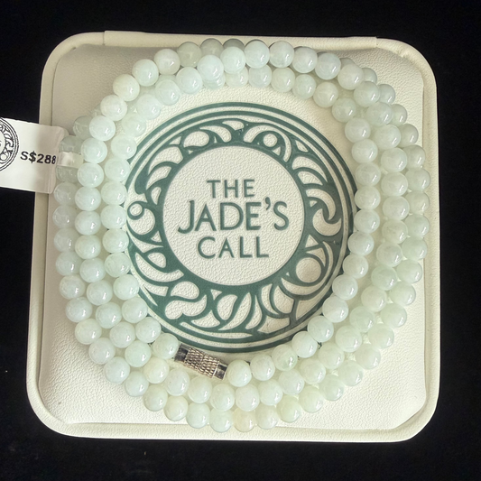 JB233. White luminous Jade beads necklace