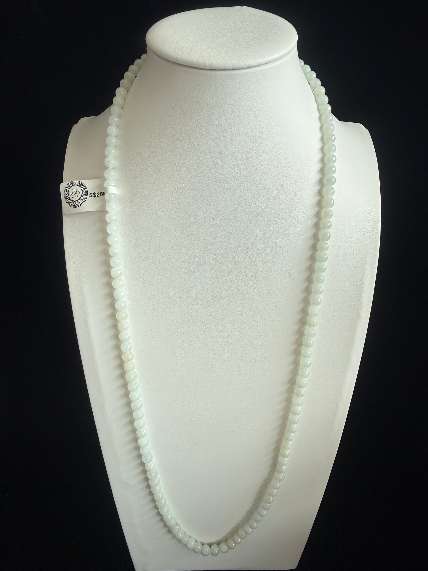 JB233. White luminous Jade beads necklace