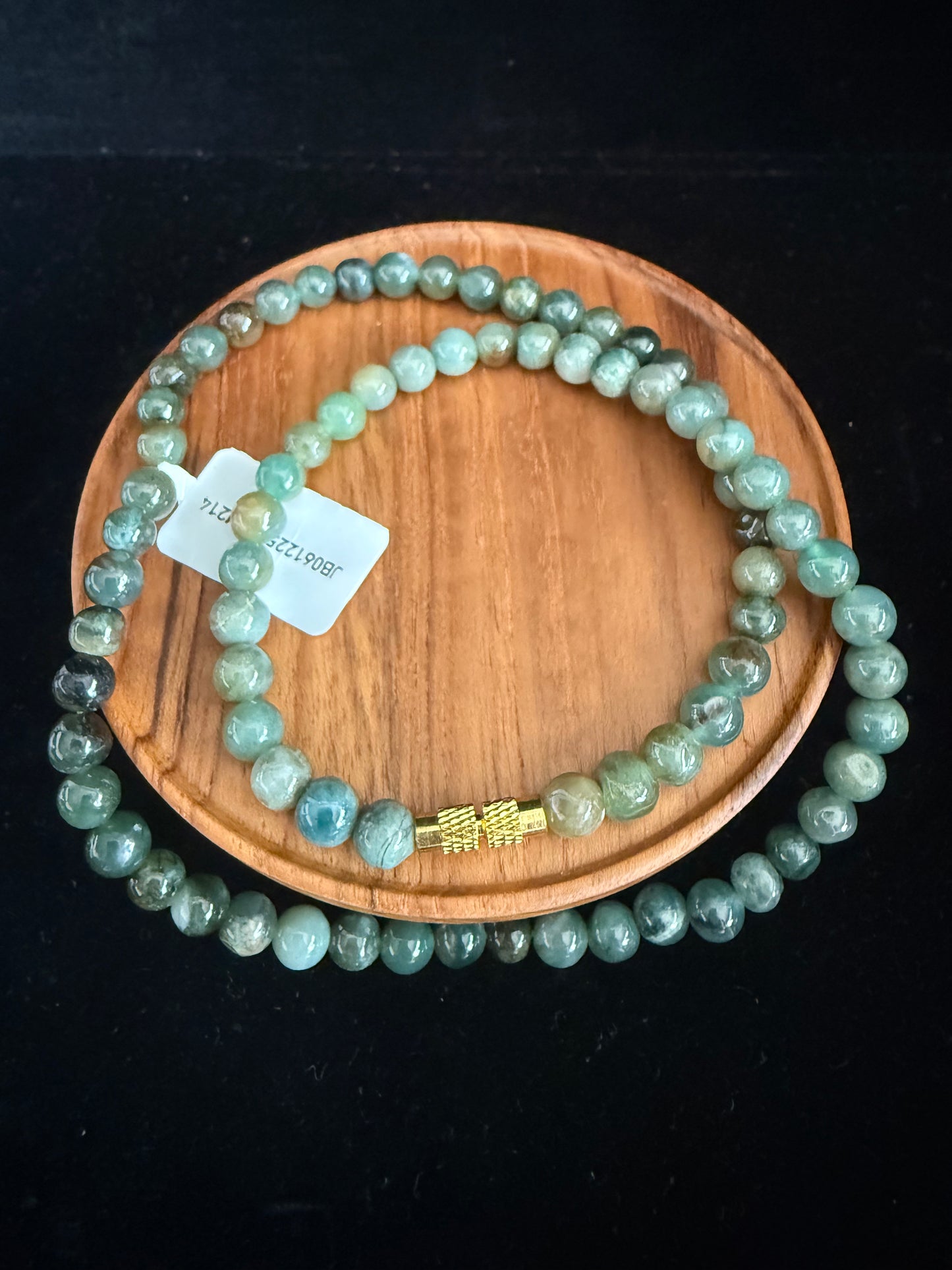 JB214. Dark green Jade beads necklace
