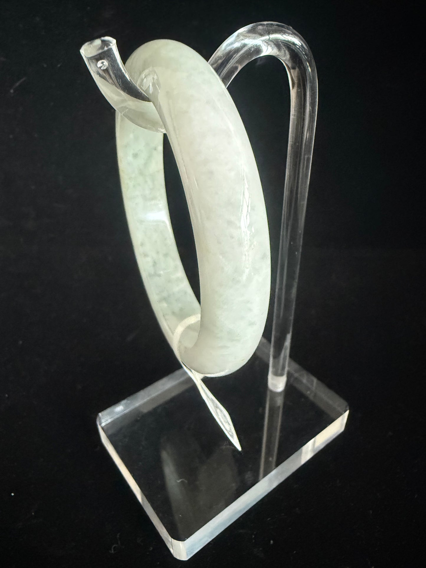 337. Light grey Jade bangle