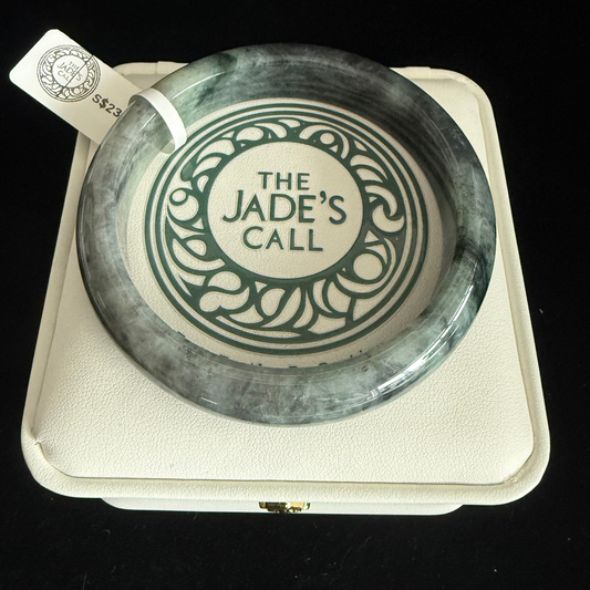 318. Greyish black Jade bangle
