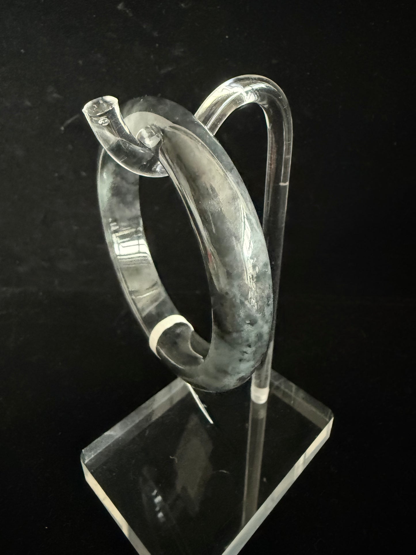 319. Glossy black Jade bangle