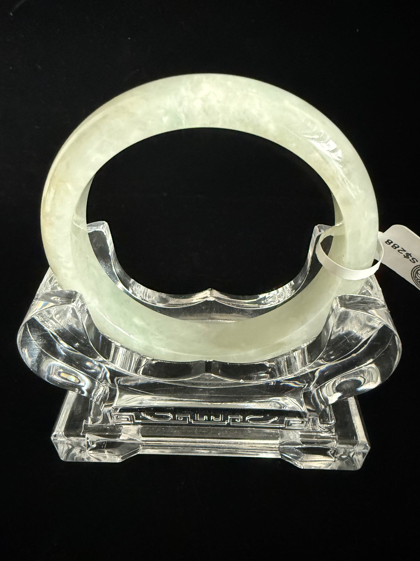 325. Light Pear colored Jade bangle