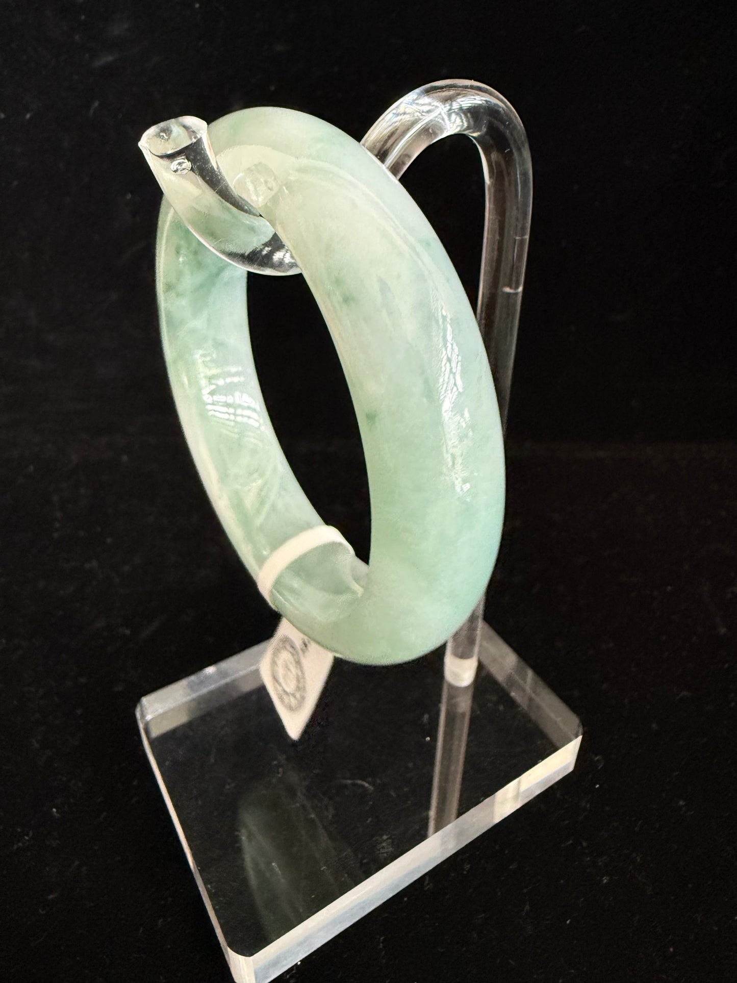444. Green floating flower print Jade Bangle