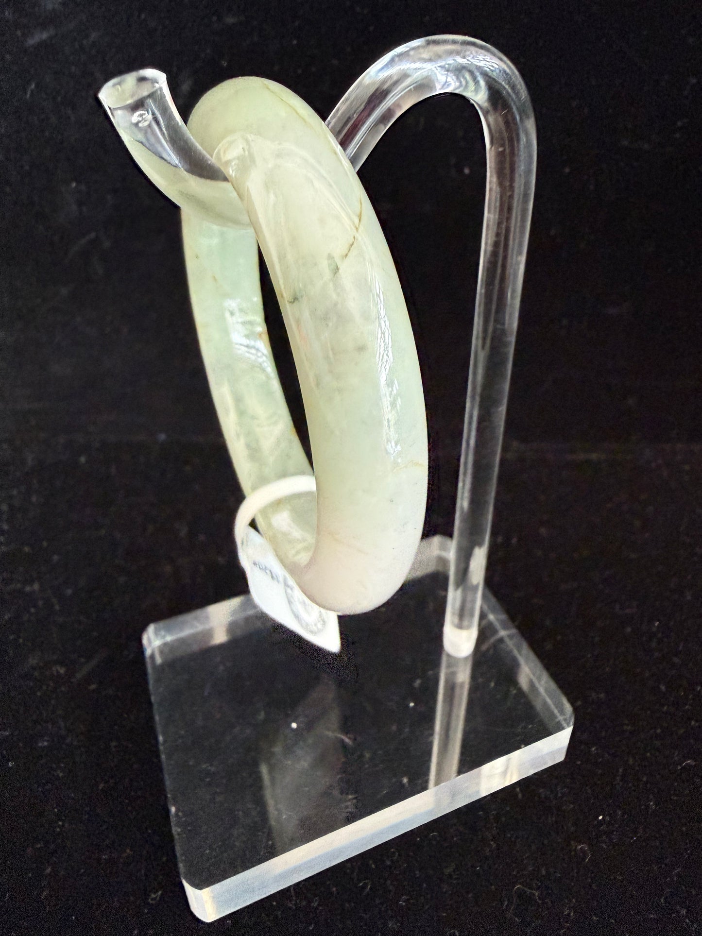 448. Khaki green Jade Bangle
