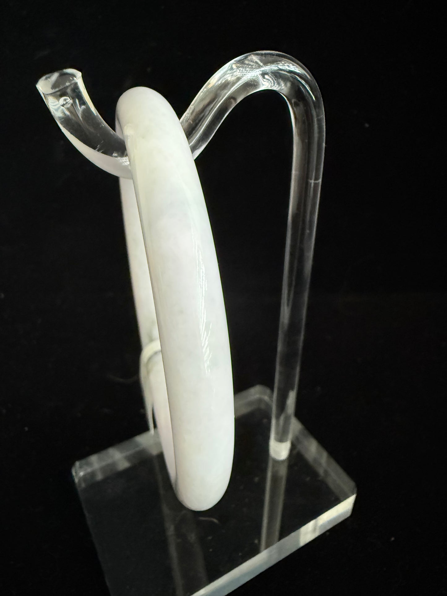 526. Thin white purplish base jade bangle