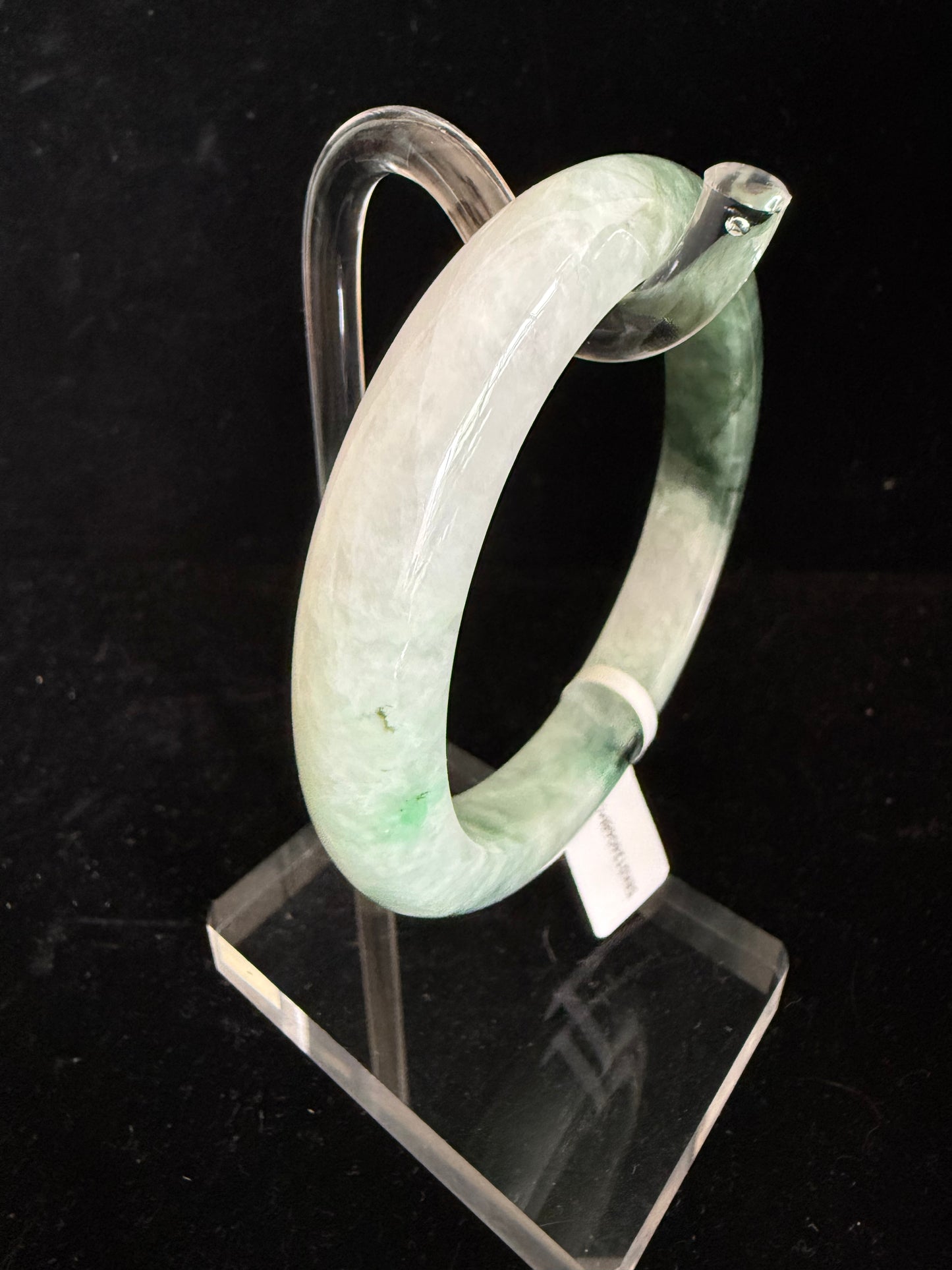 372 Half Green tones jade bangle
