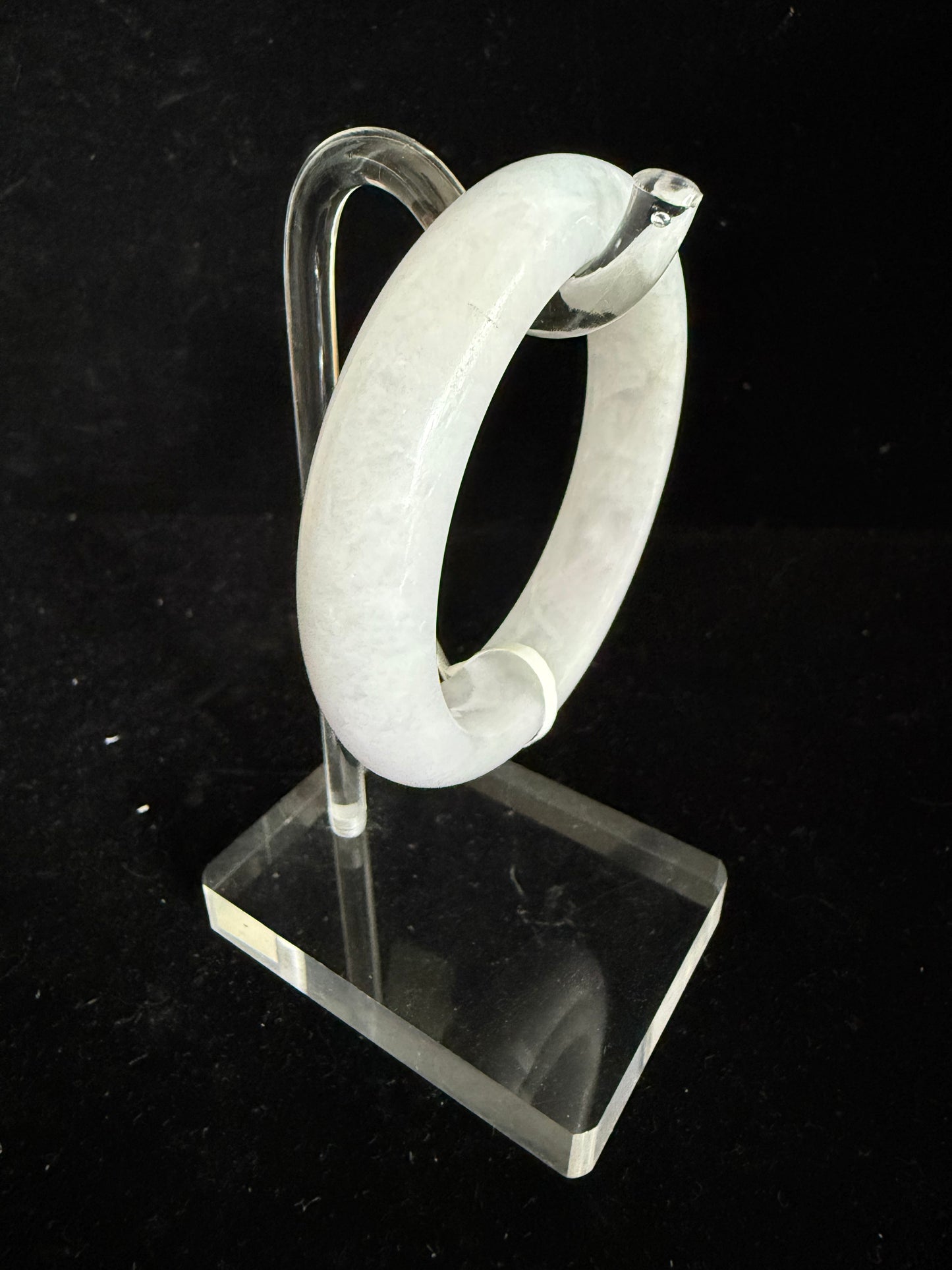 376. Light Lavender jade bangle