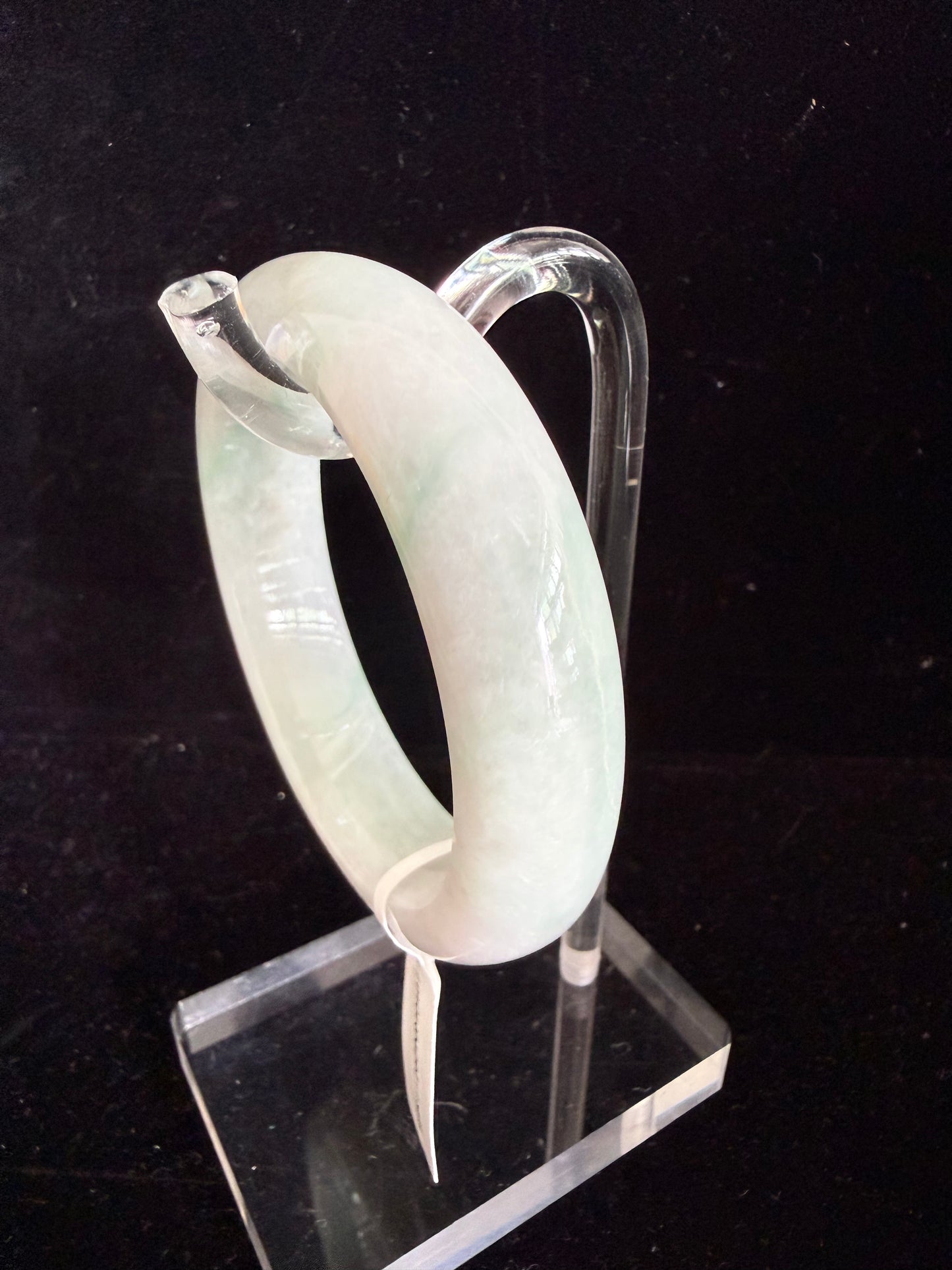 407. Light green Jade bangle