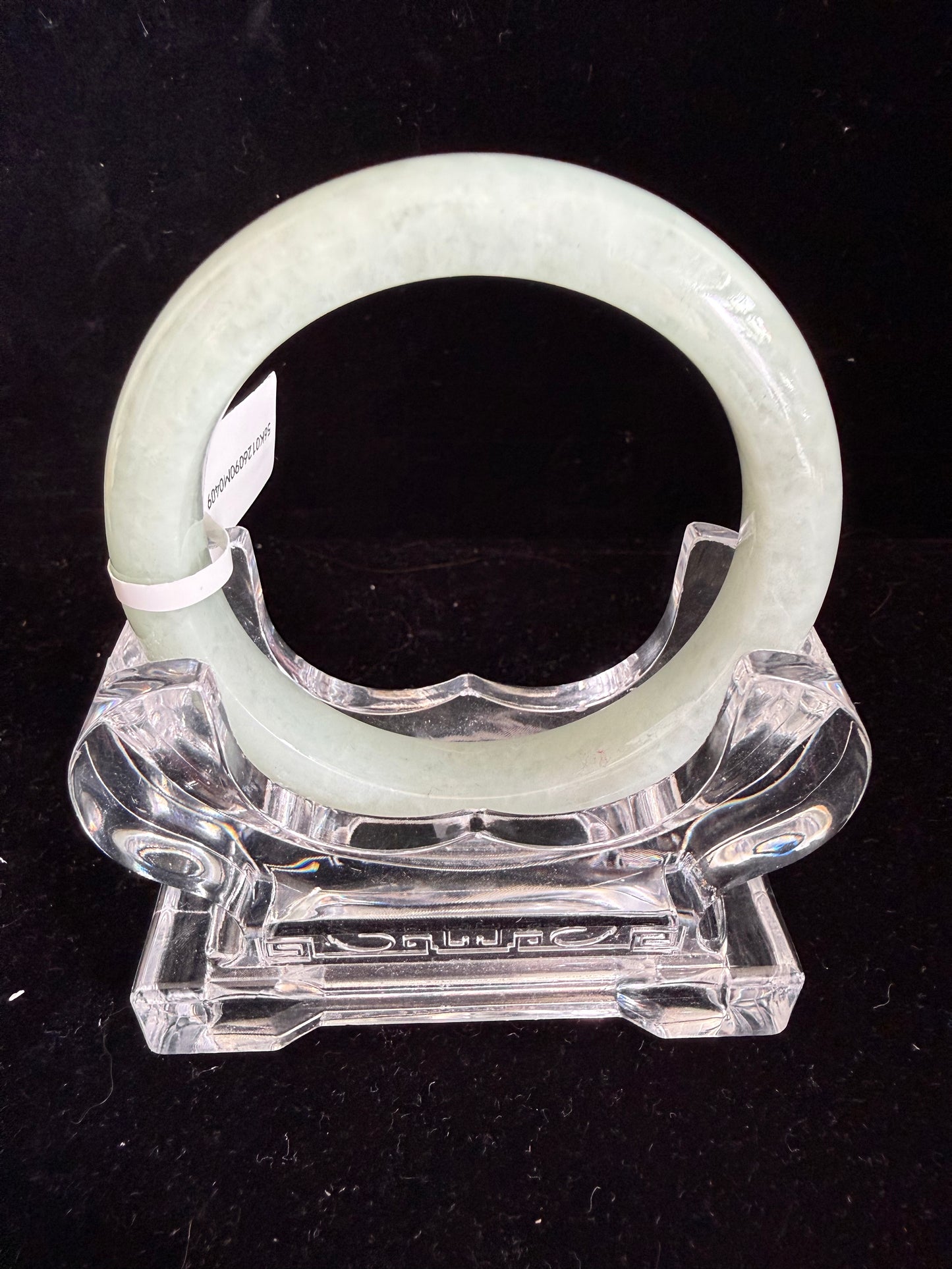 409. luminous light green jade bangle