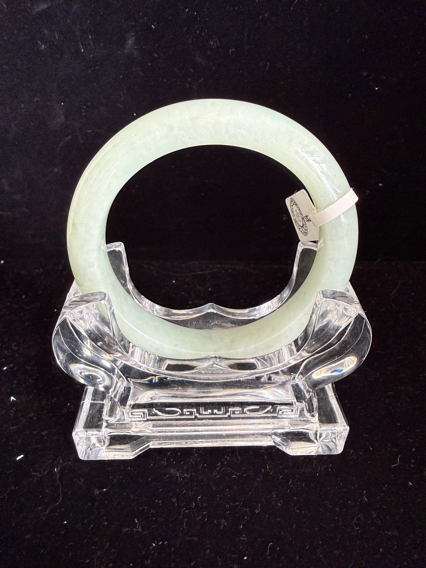 409. luminous light green jade bangle