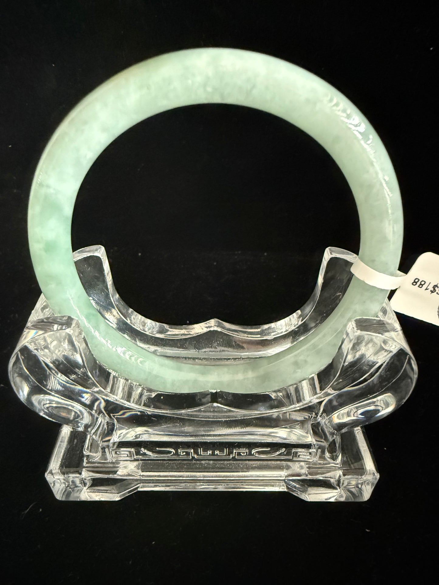 415. Thin light green Jade bangle