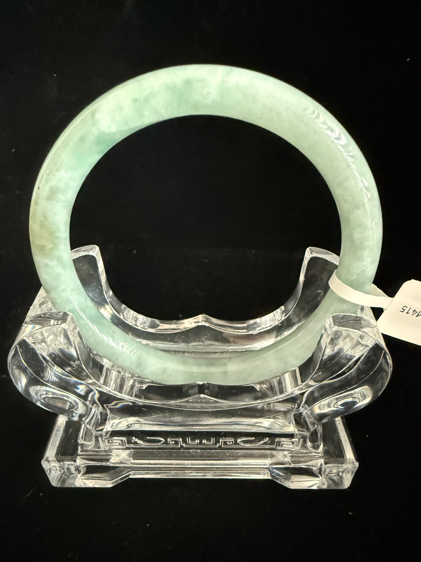 415. Thin light green Jade bangle