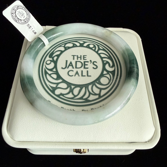 413. Blend white and green thin jade bangle