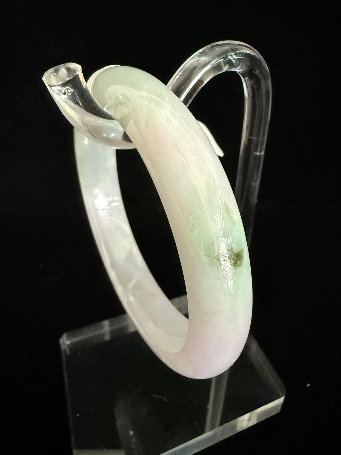 483. Lavender and mint jade bangle