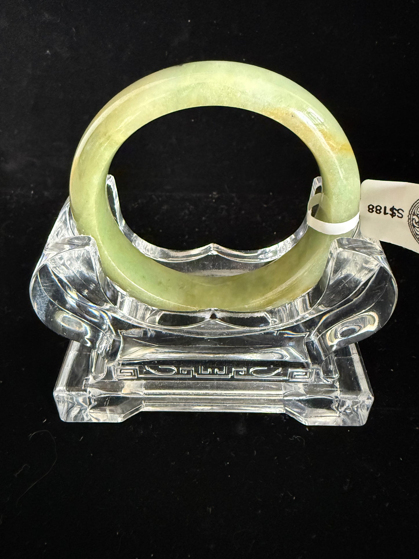 478. Honey-kissed pale green jade bangle