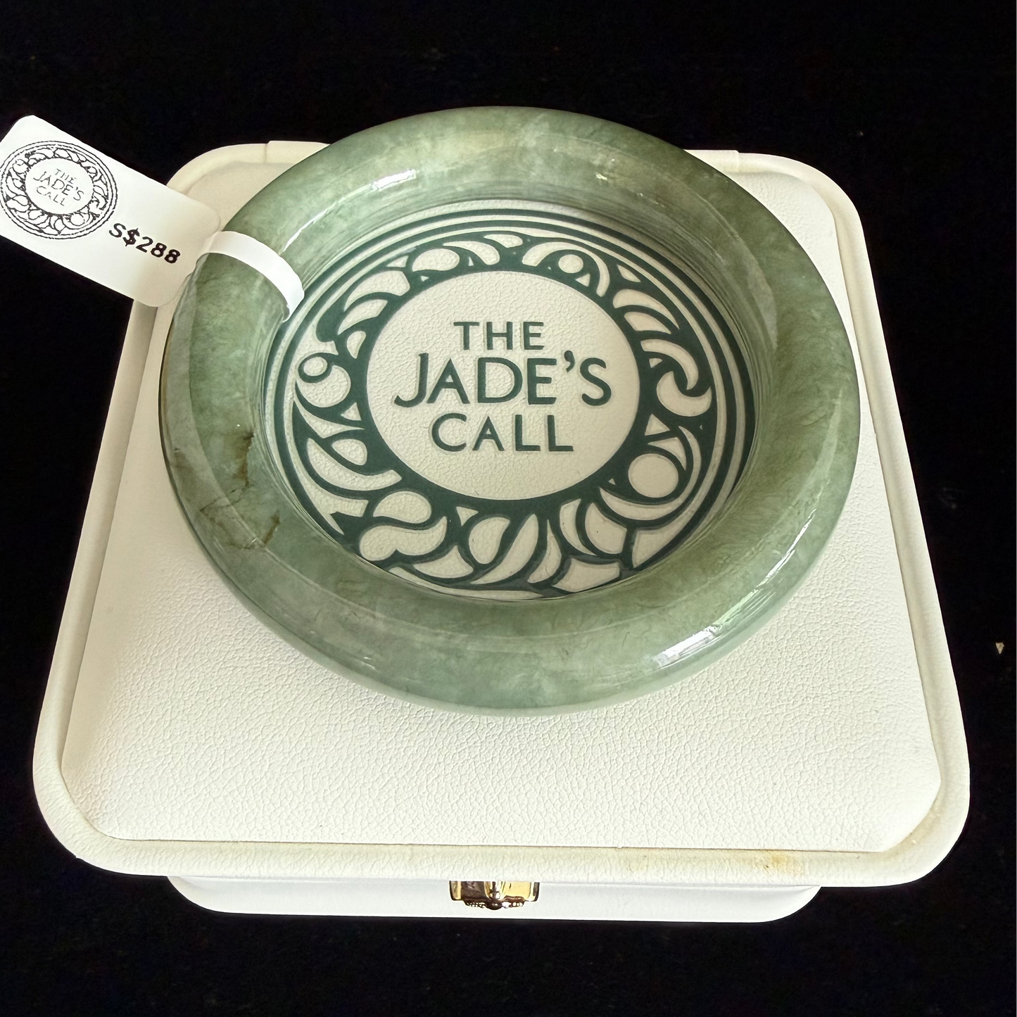 466. Celadon cotton-textured traditional round jade bangle
