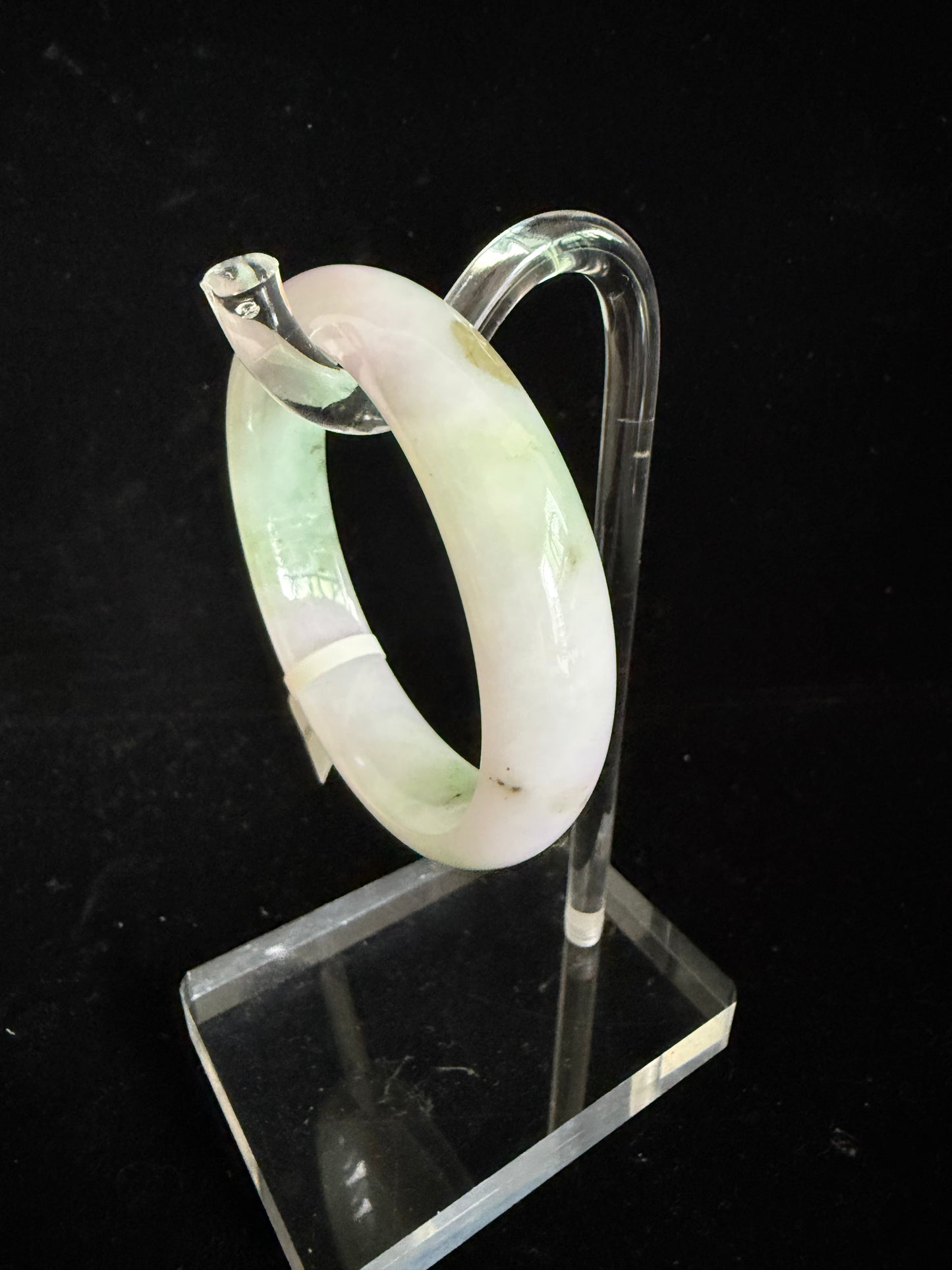 482. Lavender with green drift jade bangle