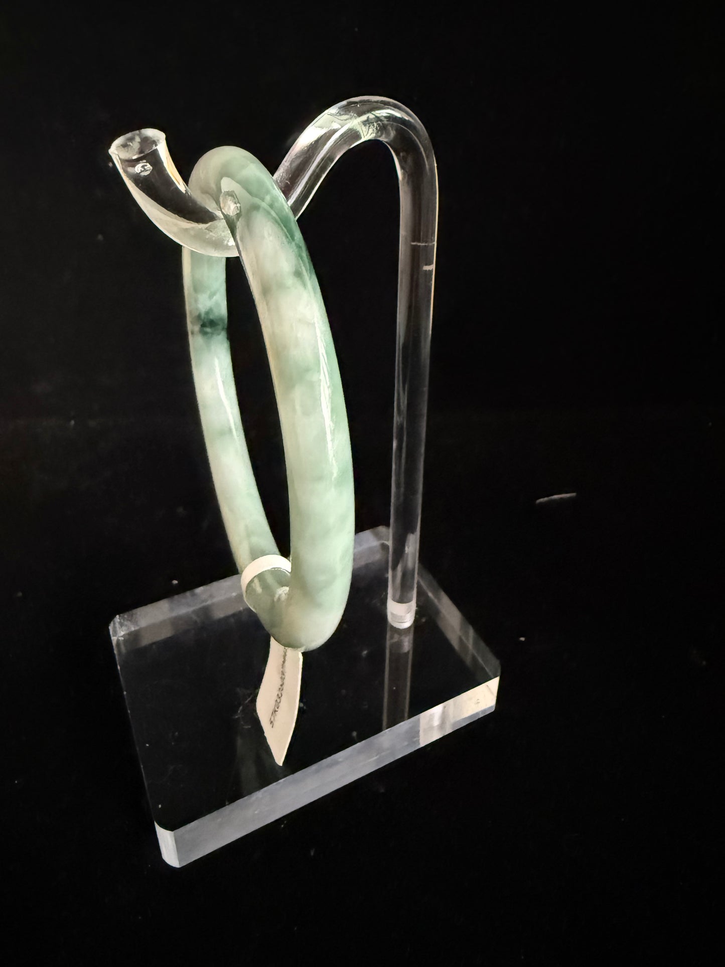 452. Thin white with dark green clouds jade bangle