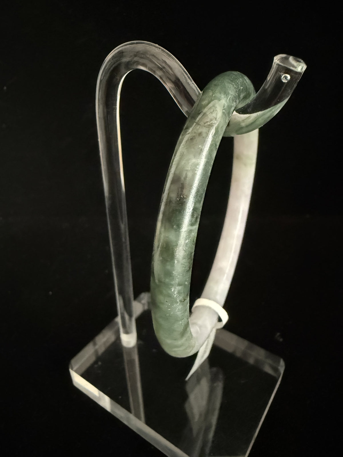 477. Lavender and deep green thin jade bangle