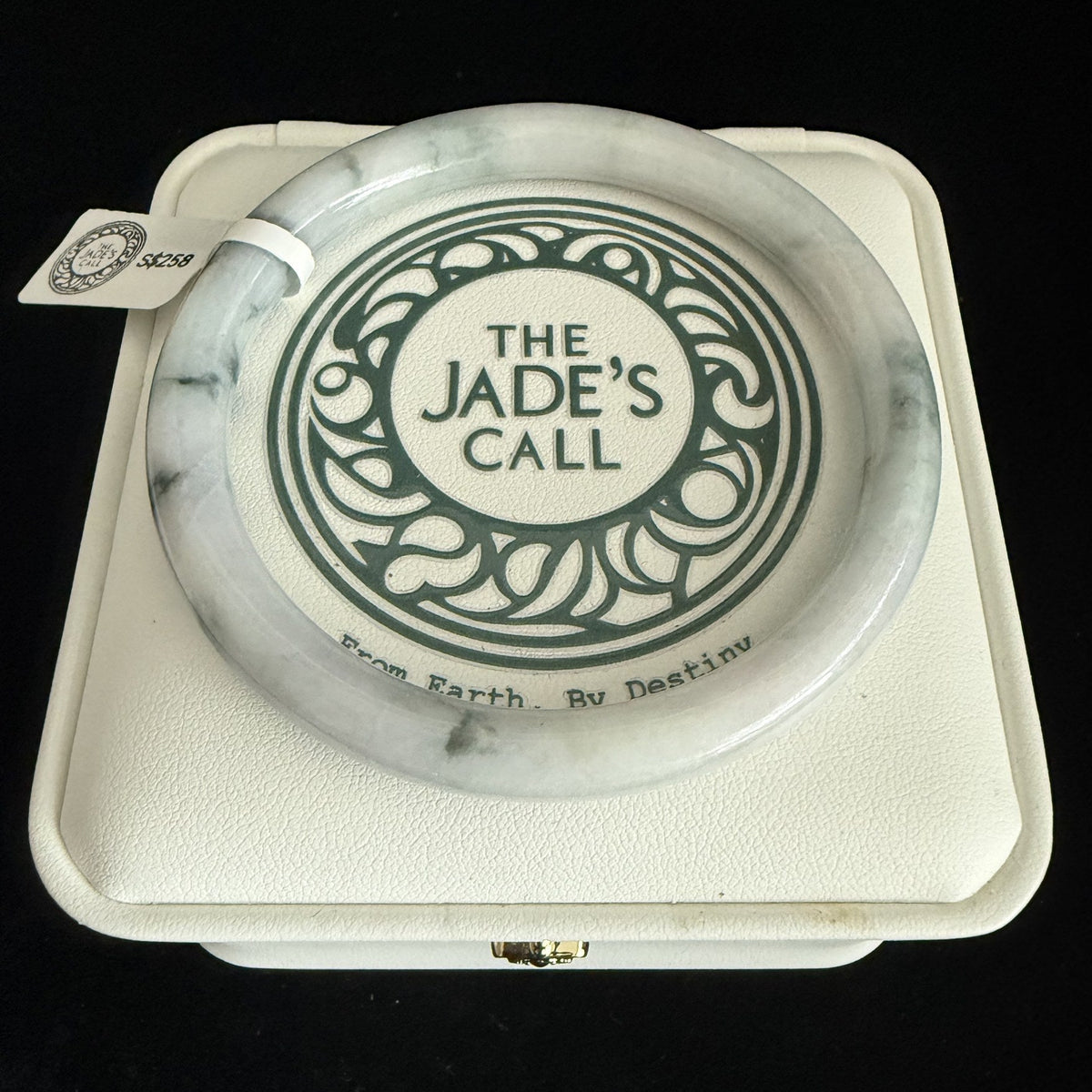 491. White with blue-grey veins thin jade bangle