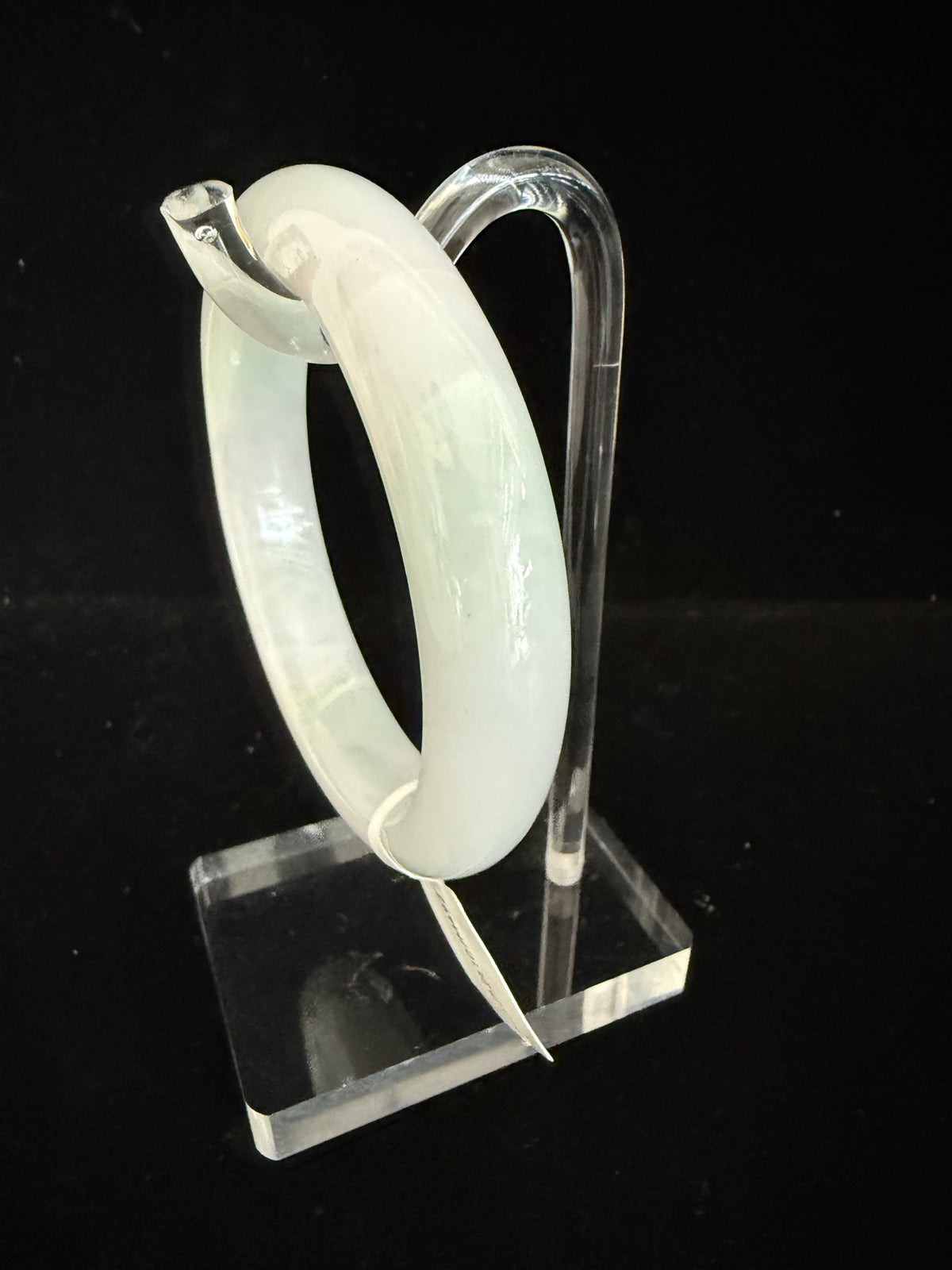 492. Milky white with soft mint chunky jade bangle