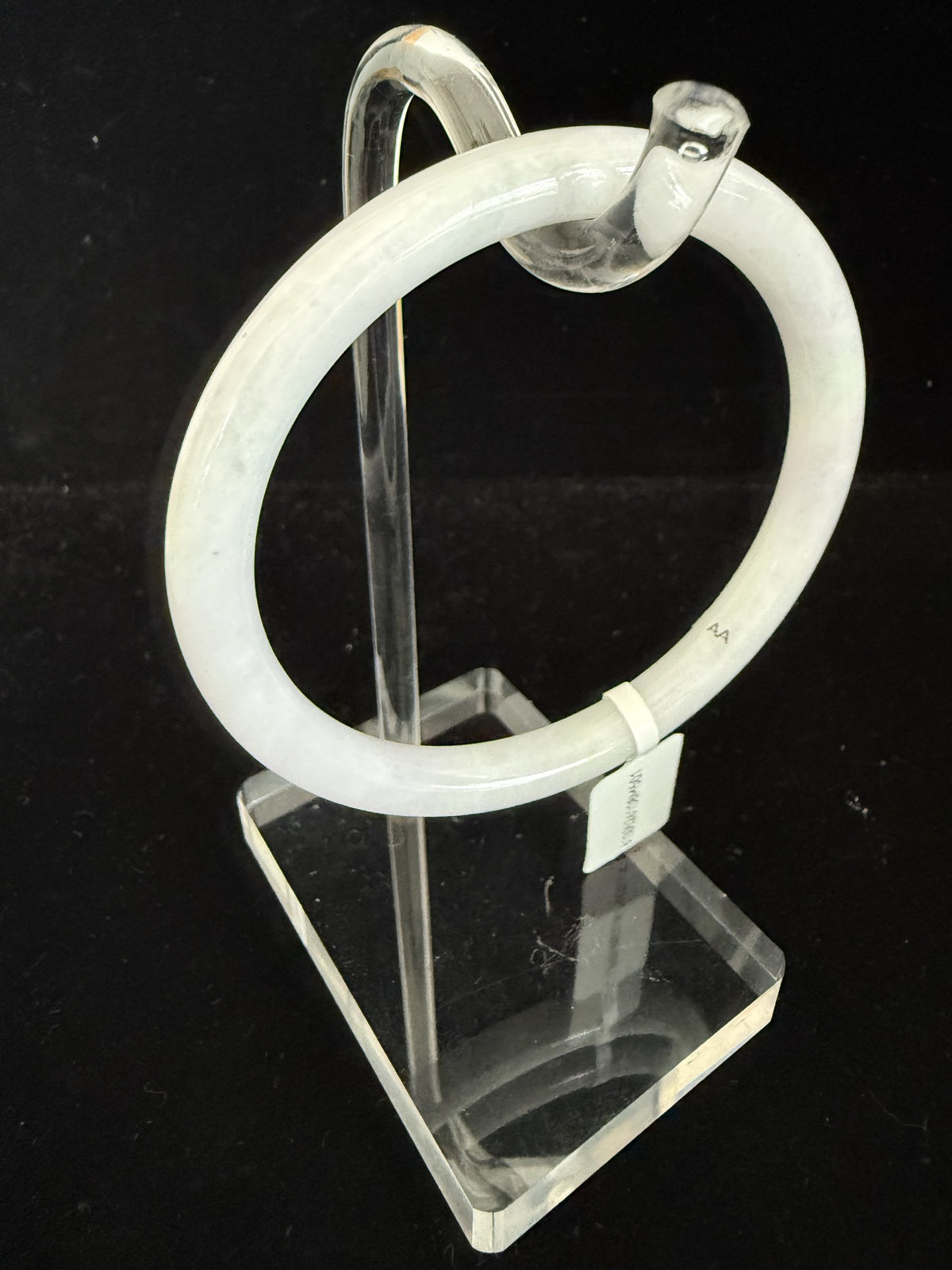 501. Soft white lavender thin jade bangle