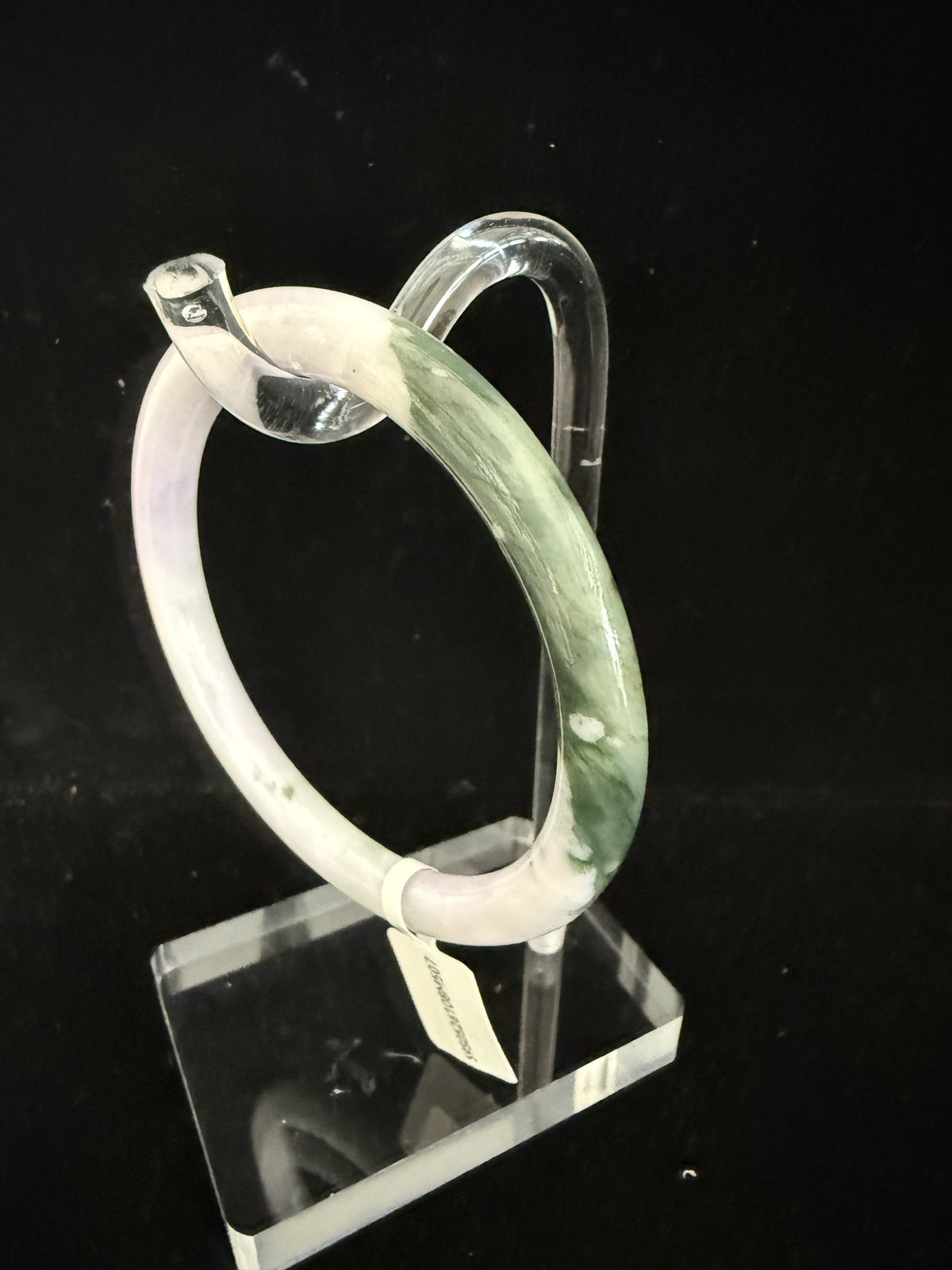 507. Lavender with deep green patch thin jade bangle