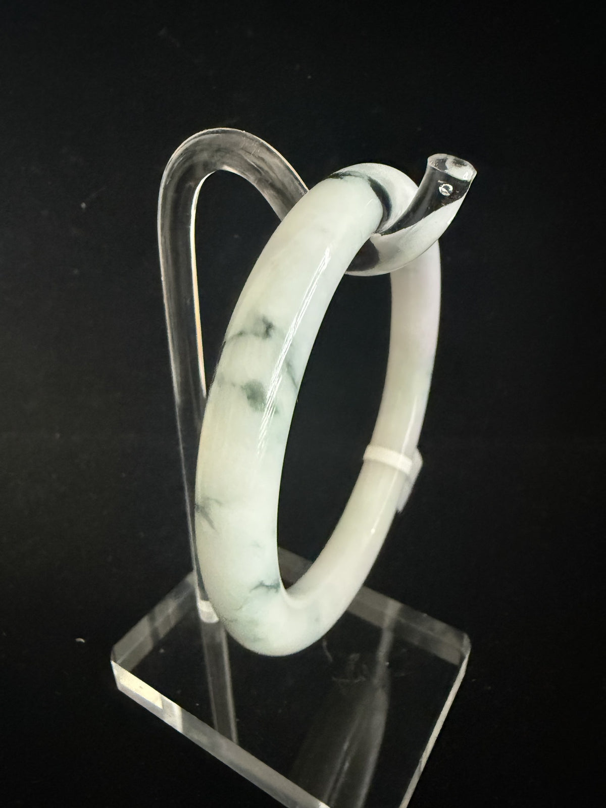 510. White with dark ink veins jade bangle