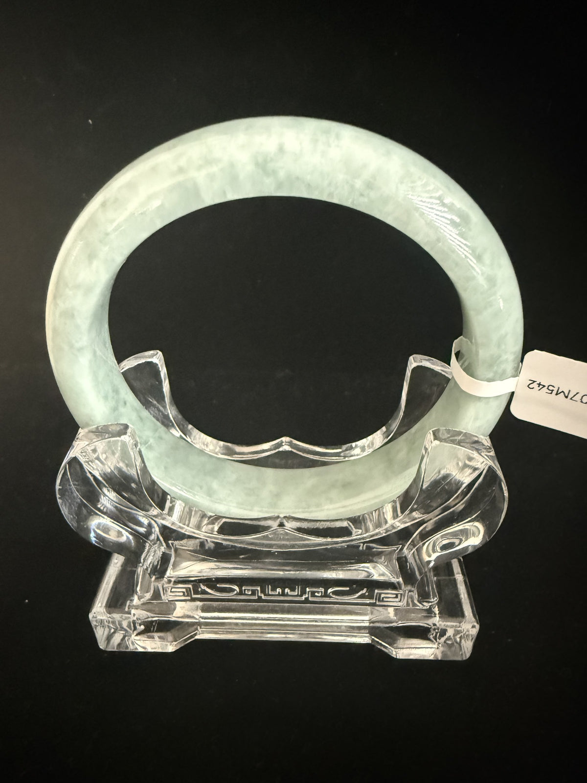 542. Soft mint green round jade bangle