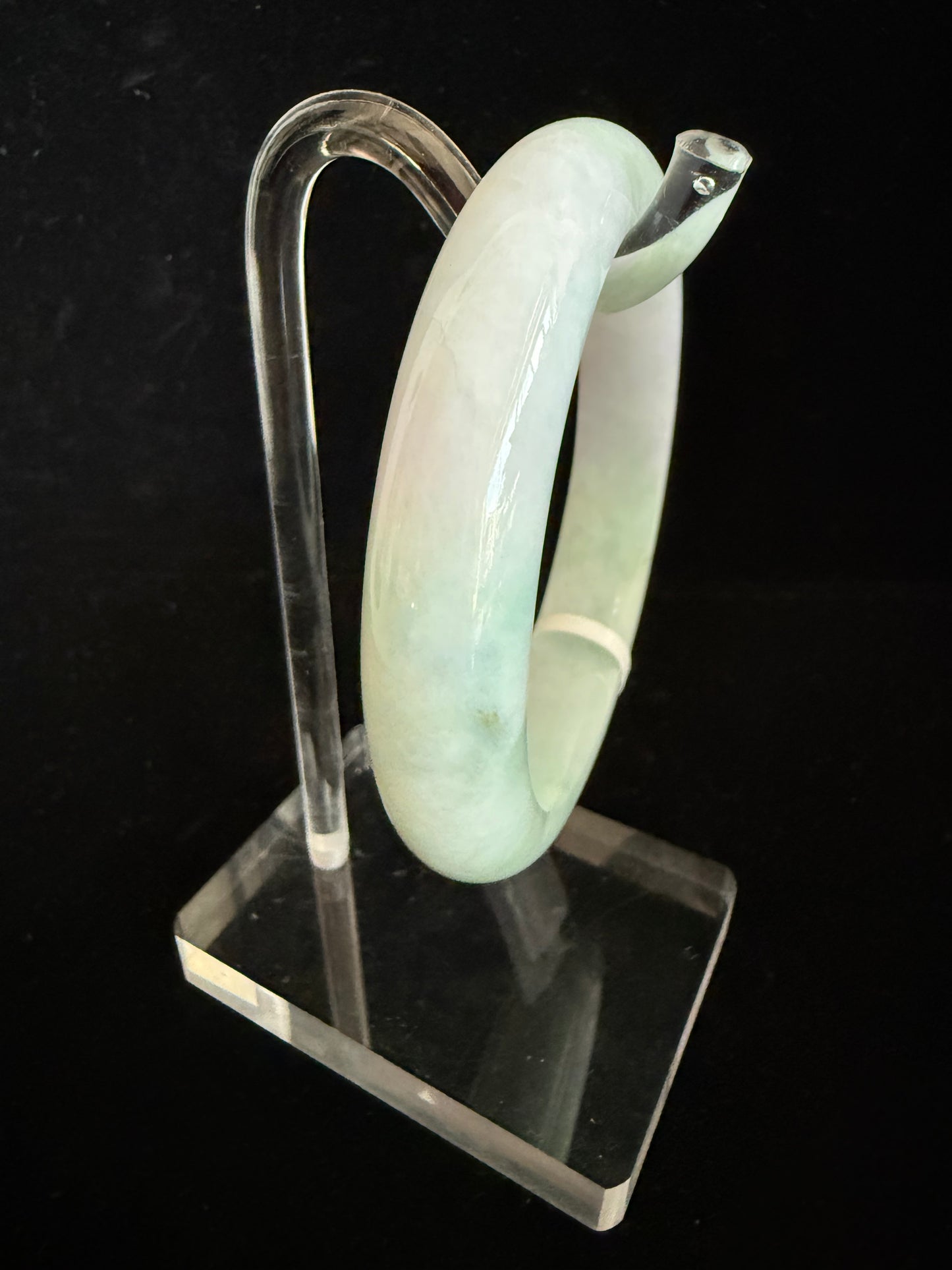 392. Lavender & Green Jadeite Bangle