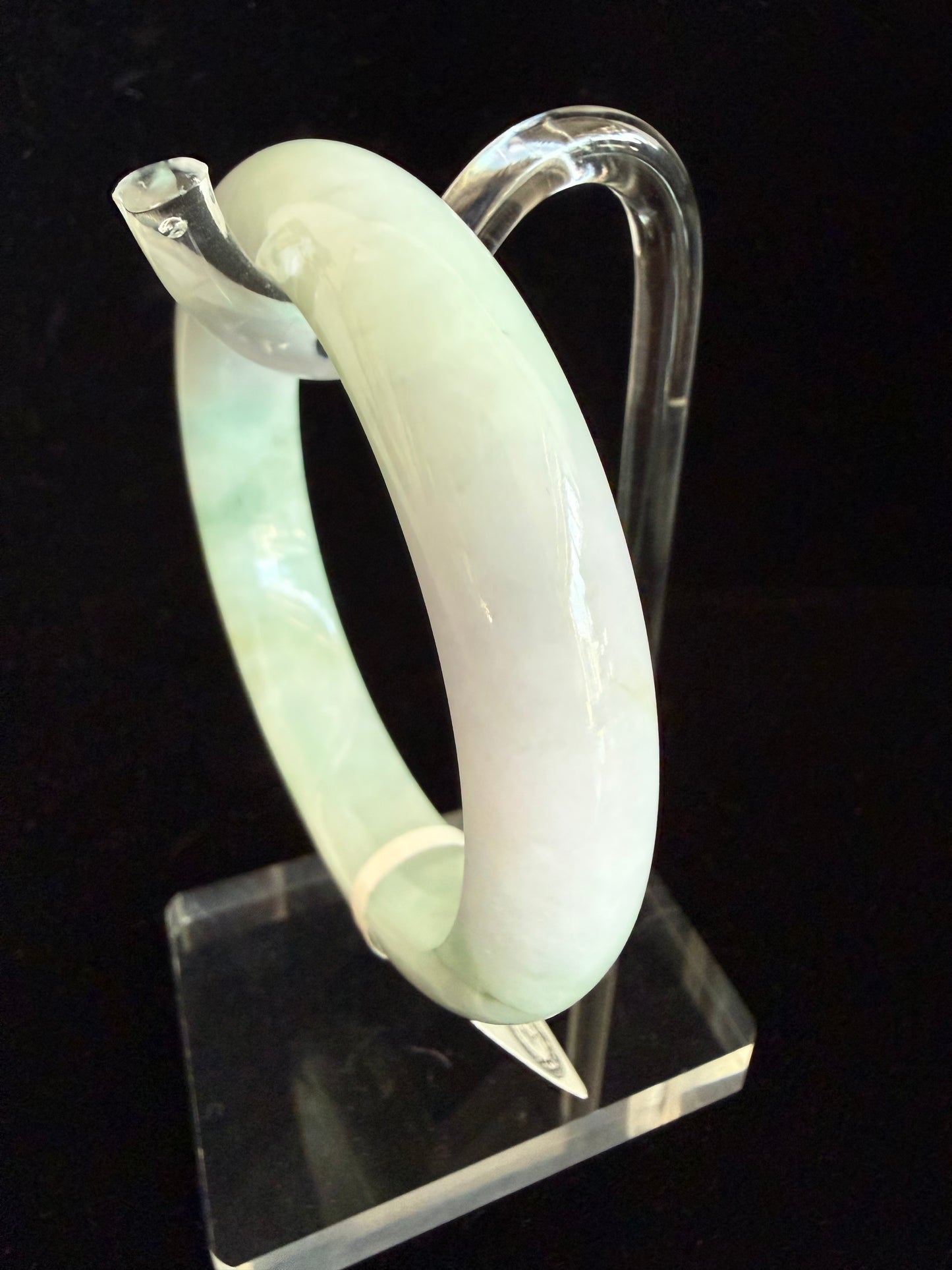 392. Lavender & Green Jadeite Bangle