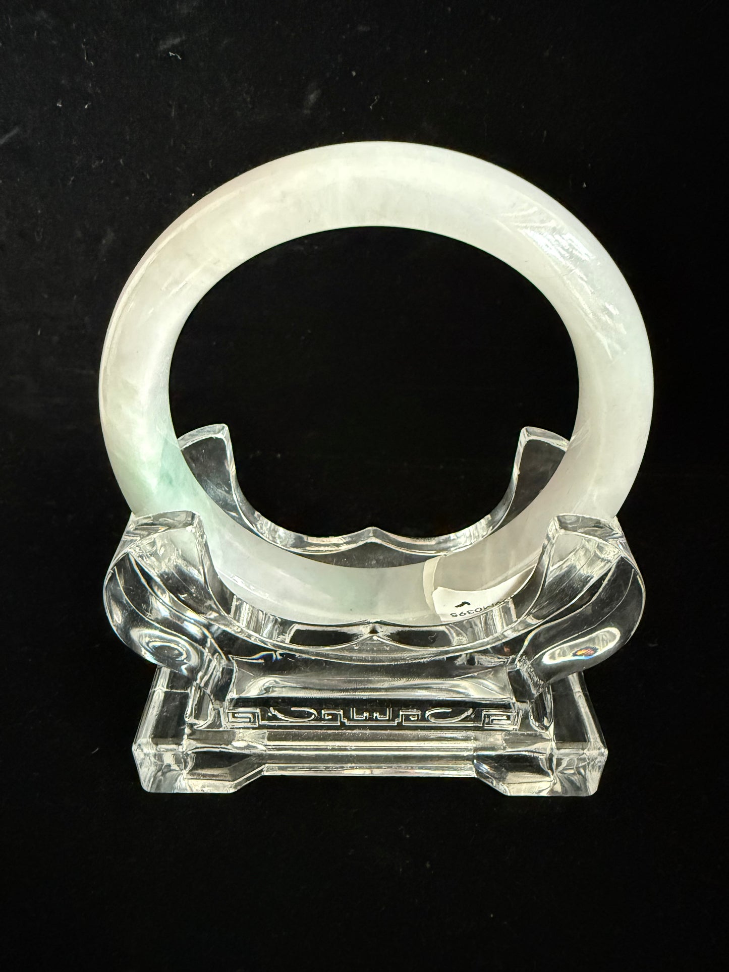 395. Light Lavender Jadeite Bangle