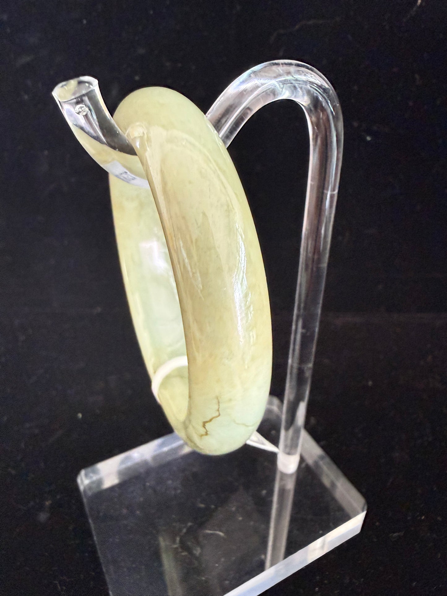 463. Pale Celadon Jade Bangle